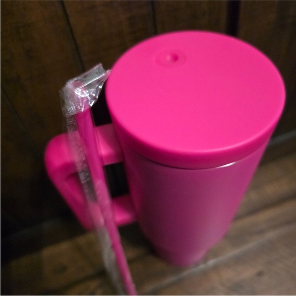NWT 40oz Pink Tumbler with Handle and Straw - Picture 4 of 5